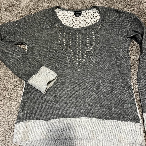 Preppy Knit Long Sleeve - Picture 1 of 5